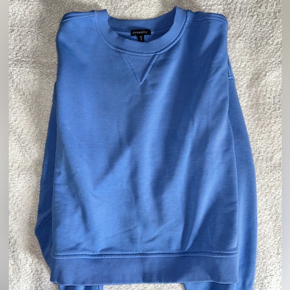 Dynamite Cropped Crewneck Sweater - Picture 3 of 4